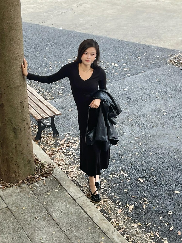 连衣裙气质内搭长裙